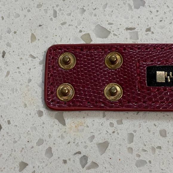 Red Faux Leather Zipper Bracelet - Picture 5 of 7